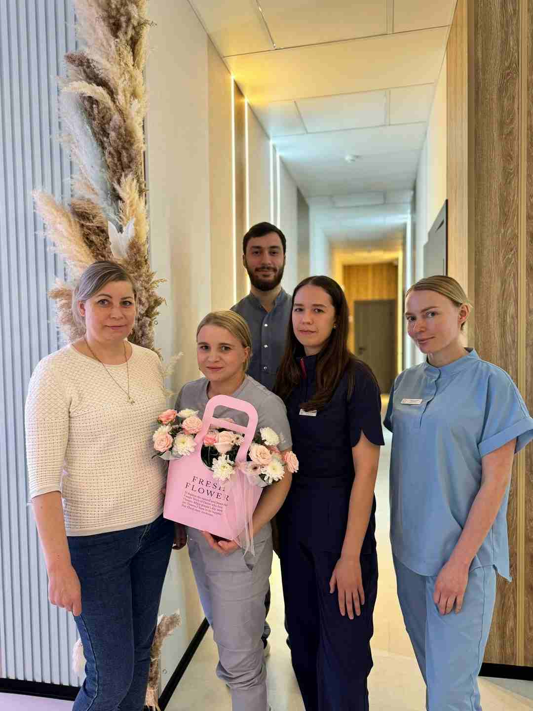 Поздравляем с днём рождения стоматолога-терапевта Шушкову Кристину Олеговну