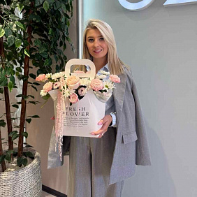 Поздравляем с Днем рождения администратора нашей клиники — Татьяну