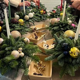 Клинику к праздникам мы уже украсили